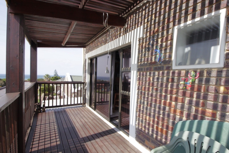 Bedroom Property for Sale in C Place Eastern Cape